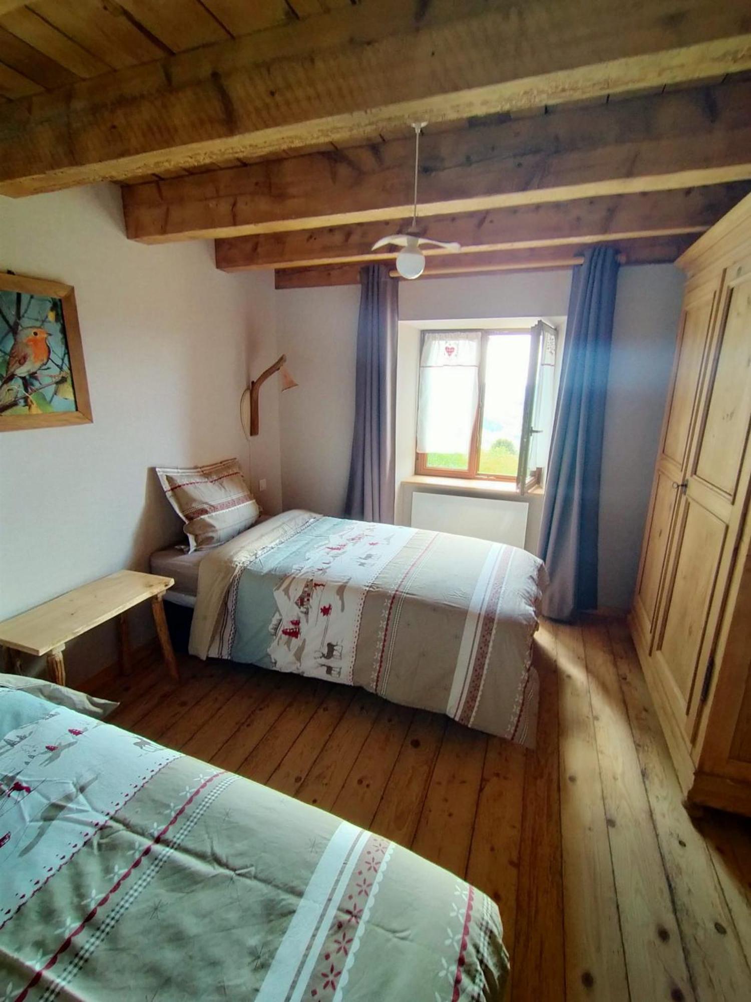 Aux Balcons De La Vallee Soultzeren Номер фото